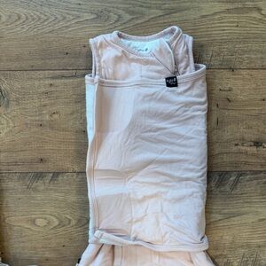 Kyte BABY blush pink Convertible Sleep Swaddle 1.0 TOG